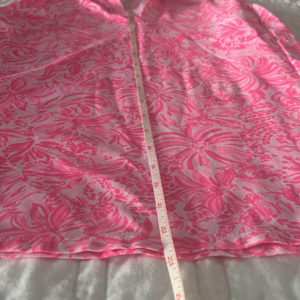 Lilly Pulitzer Pink Sleeveless V-Neck Printed Tank - Picture 14 of 14